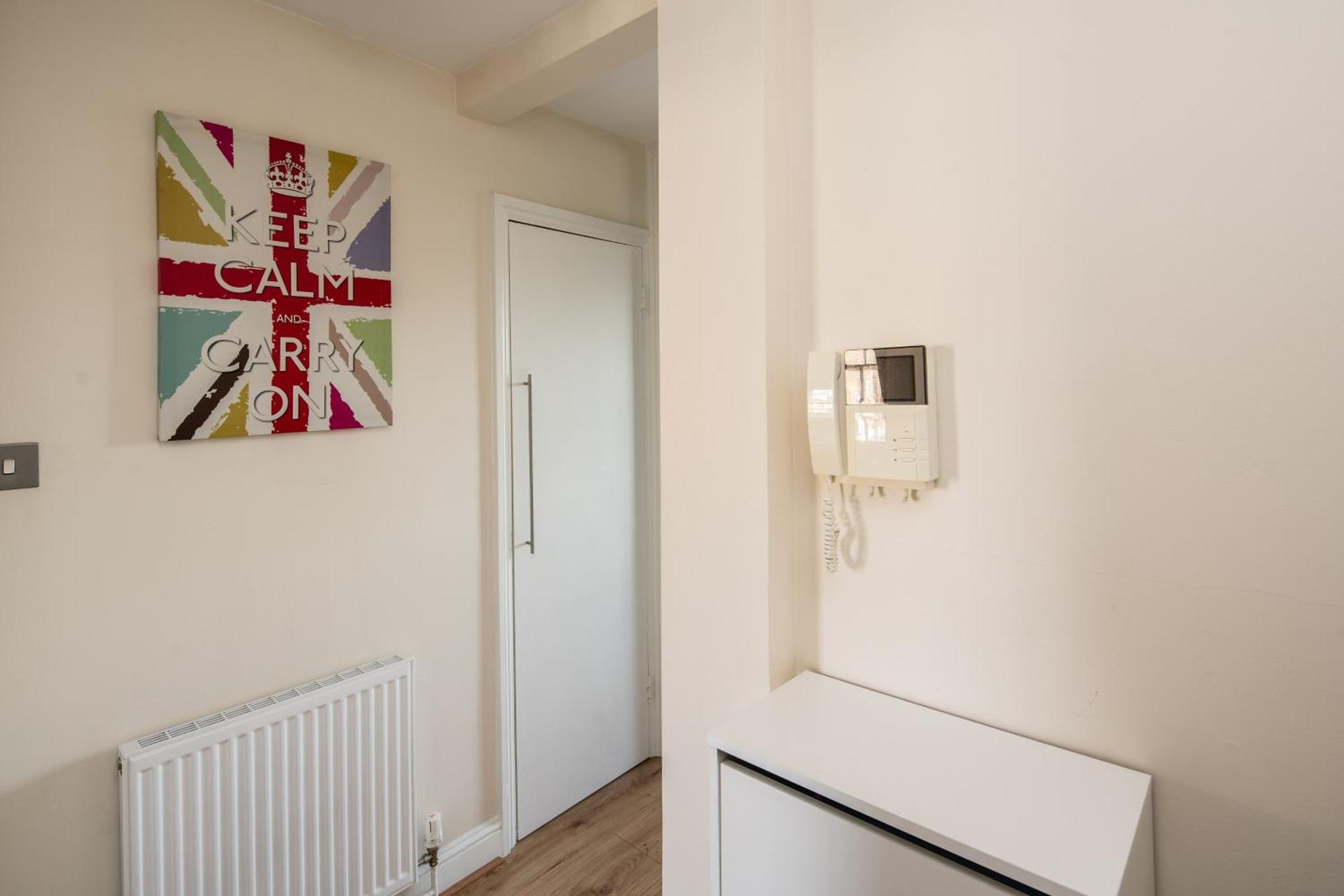 Superb 1Bd Flat In The Heart Of Camden Town Apartment London Bagian luar foto